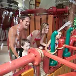 Great Wolf Lodge Waterpark Resort